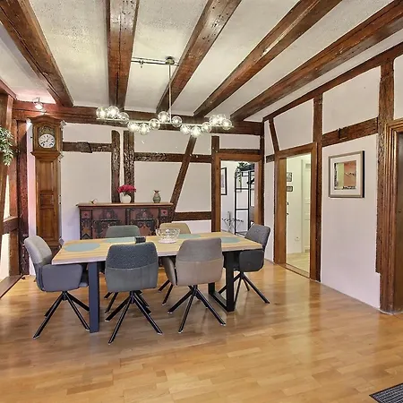 Διαμέρισμα : 6 Pers, Charme Et Modernite, Centre-ville, Parking Inclus - Fr-1-722-14