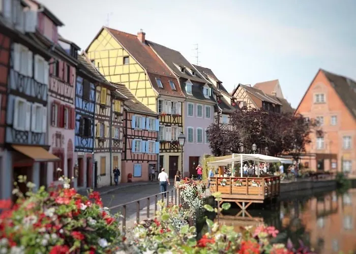 : 6 Pers, Charme Et Modernite, Centre-ville, Parking Inclus - Fr-1-722-14 Colmar